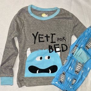 NWT, 24 months sleep set